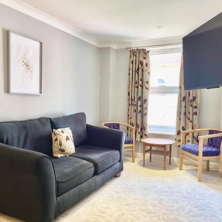 The Durley Grange-2
